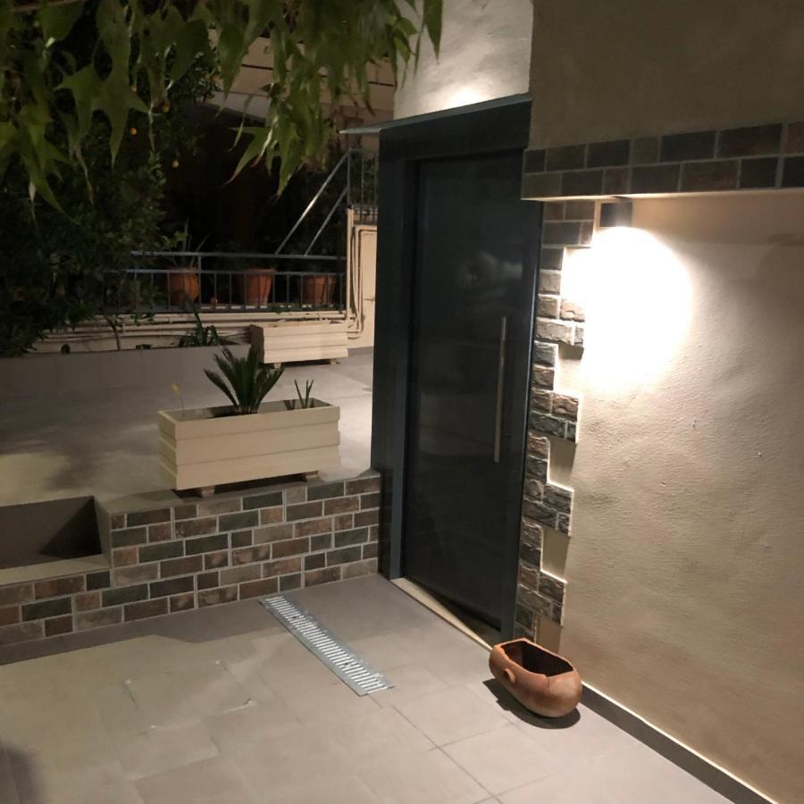 Apartamento Μία Γκαρσονιέρα Με Γούστο Για Επισκέπτες Με Άποψη Atenas Exterior foto